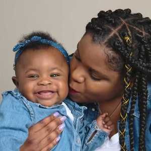 Meet your Posher, Tenia